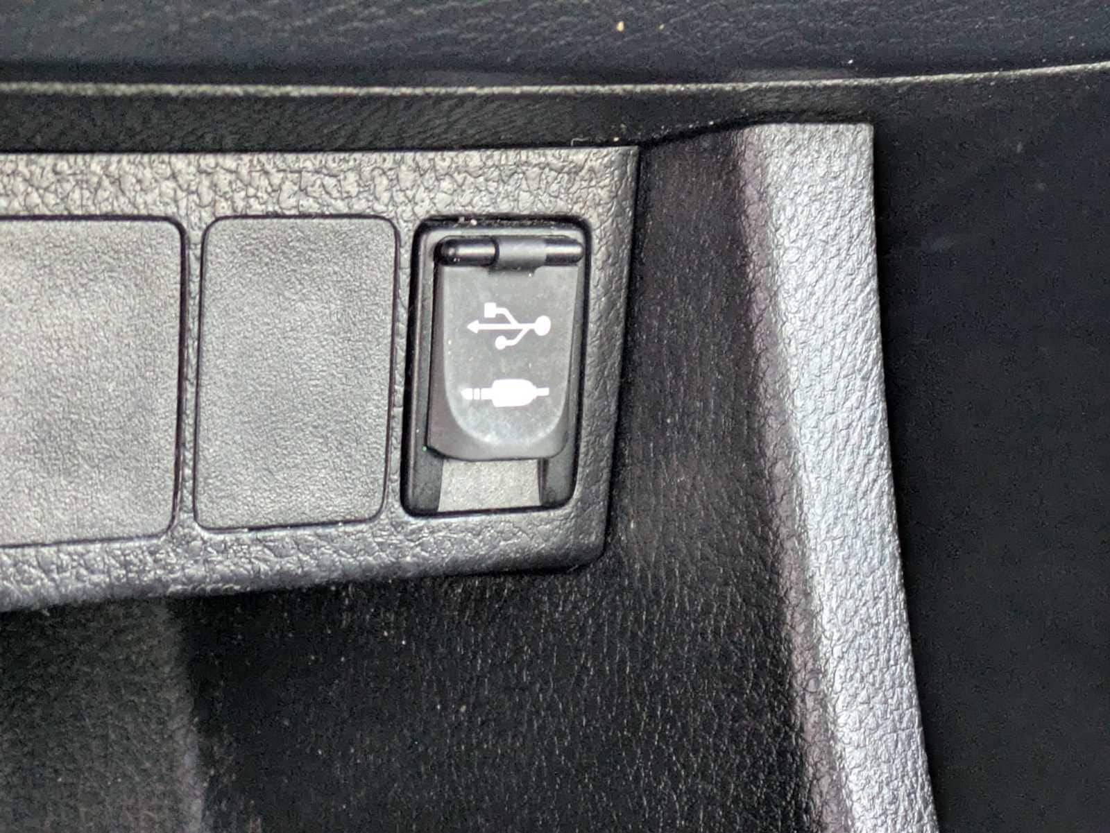 Thumbnail: 2016 Toyota Corolla - 26