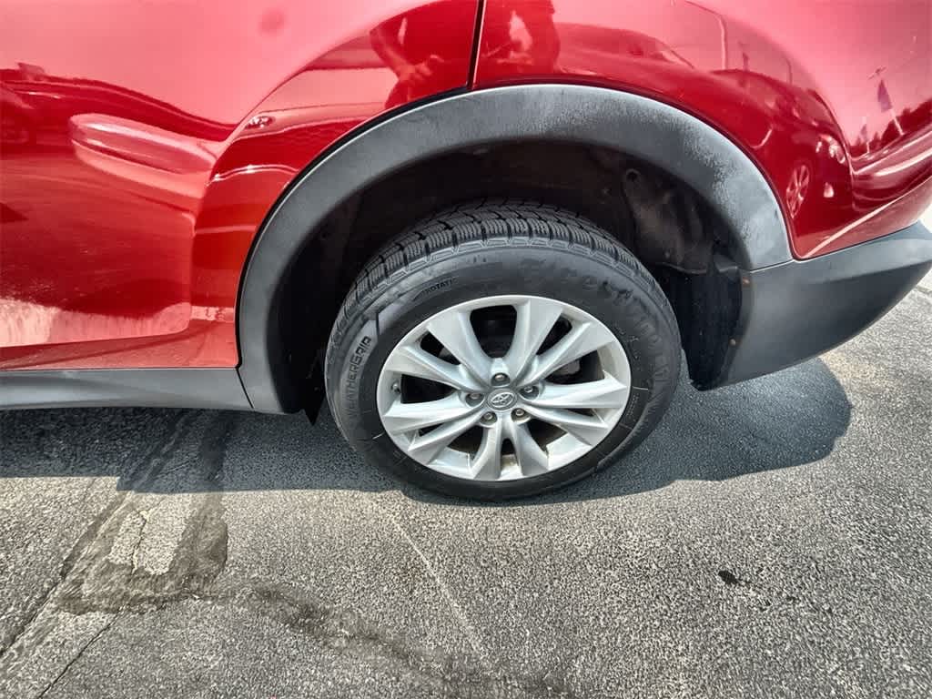 2015 Toyota RAV4 Limited 13