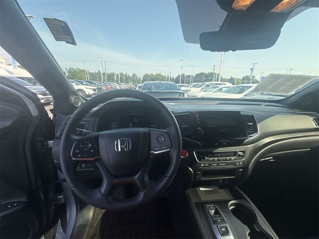 Thumbnail: 2023 Honda Passport - 14