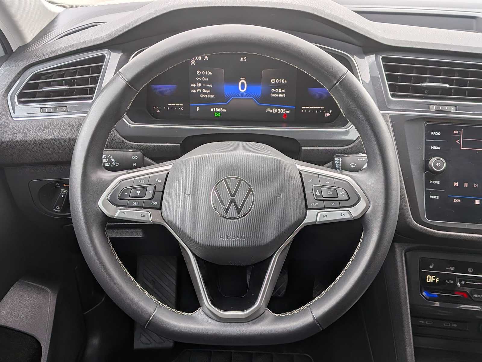 Thumbnail: 2022 Volkswagen Tiguan - 22