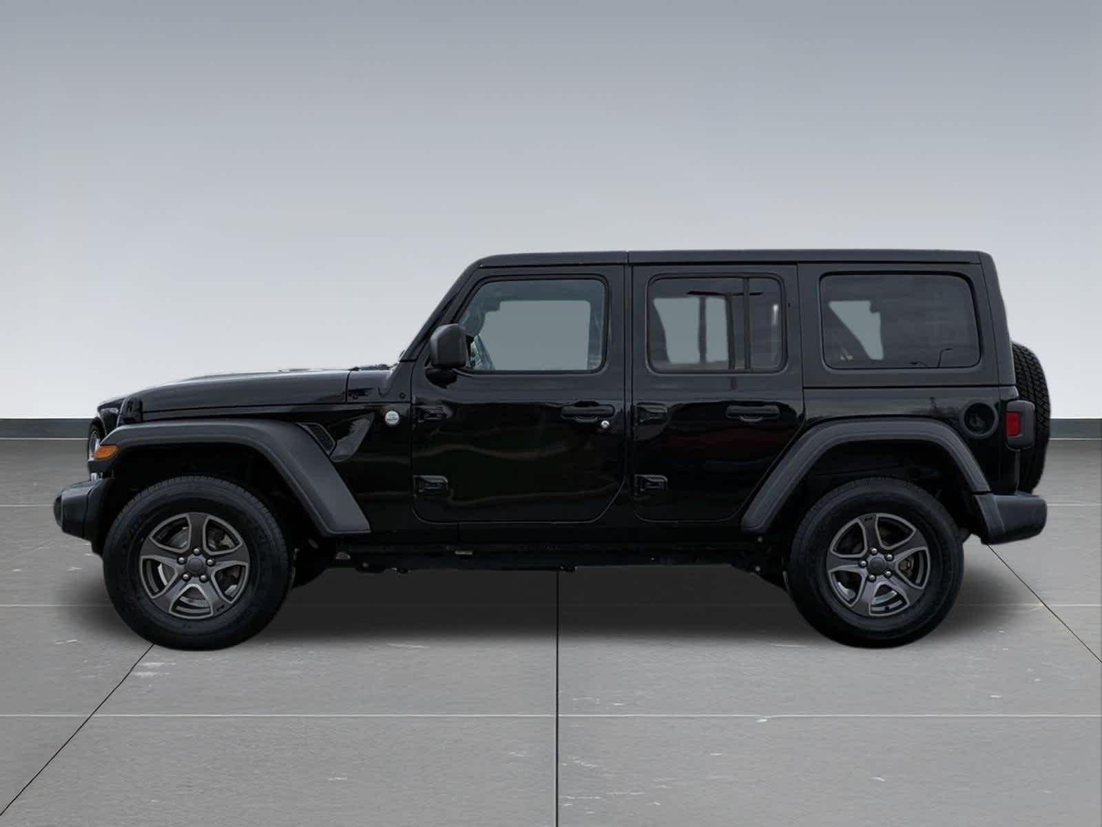 Thumbnail: 2018 Jeep Wrangler - 3