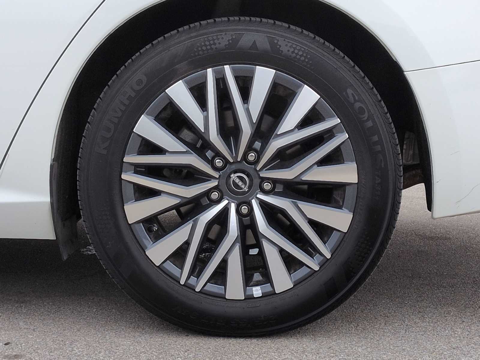 Thumbnail: 2025 Nissan Altima - 14