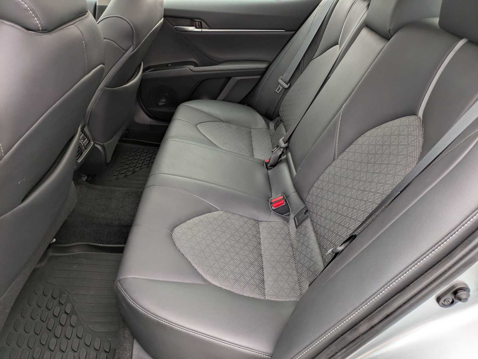 Thumbnail: 2019 Toyota Camry - 19