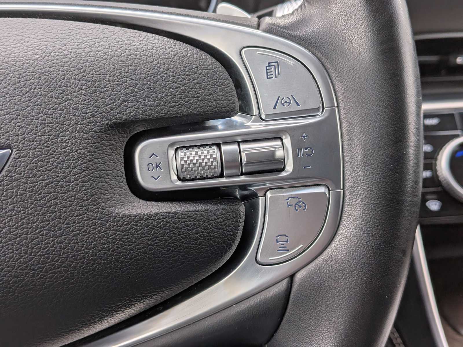 Thumbnail: 2024 Genesis GV80 - 26