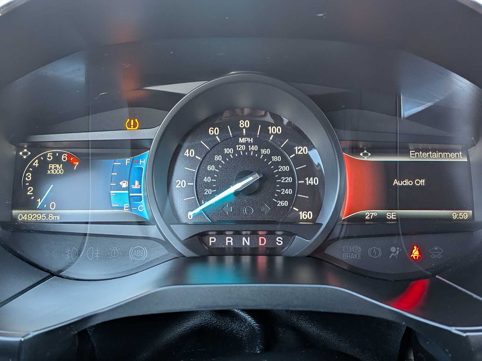 Thumbnail: 2016 Ford Edge - 32