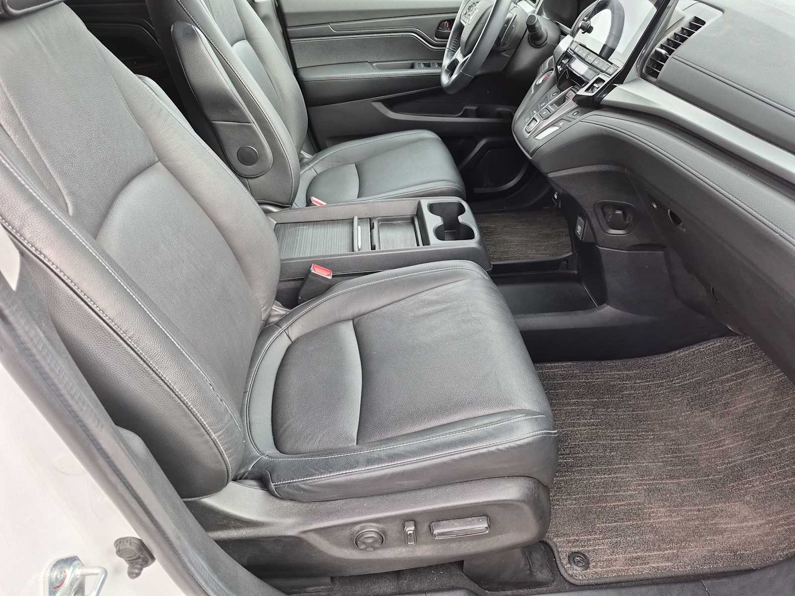 2024 Honda Odyssey EX-L - Photo 22