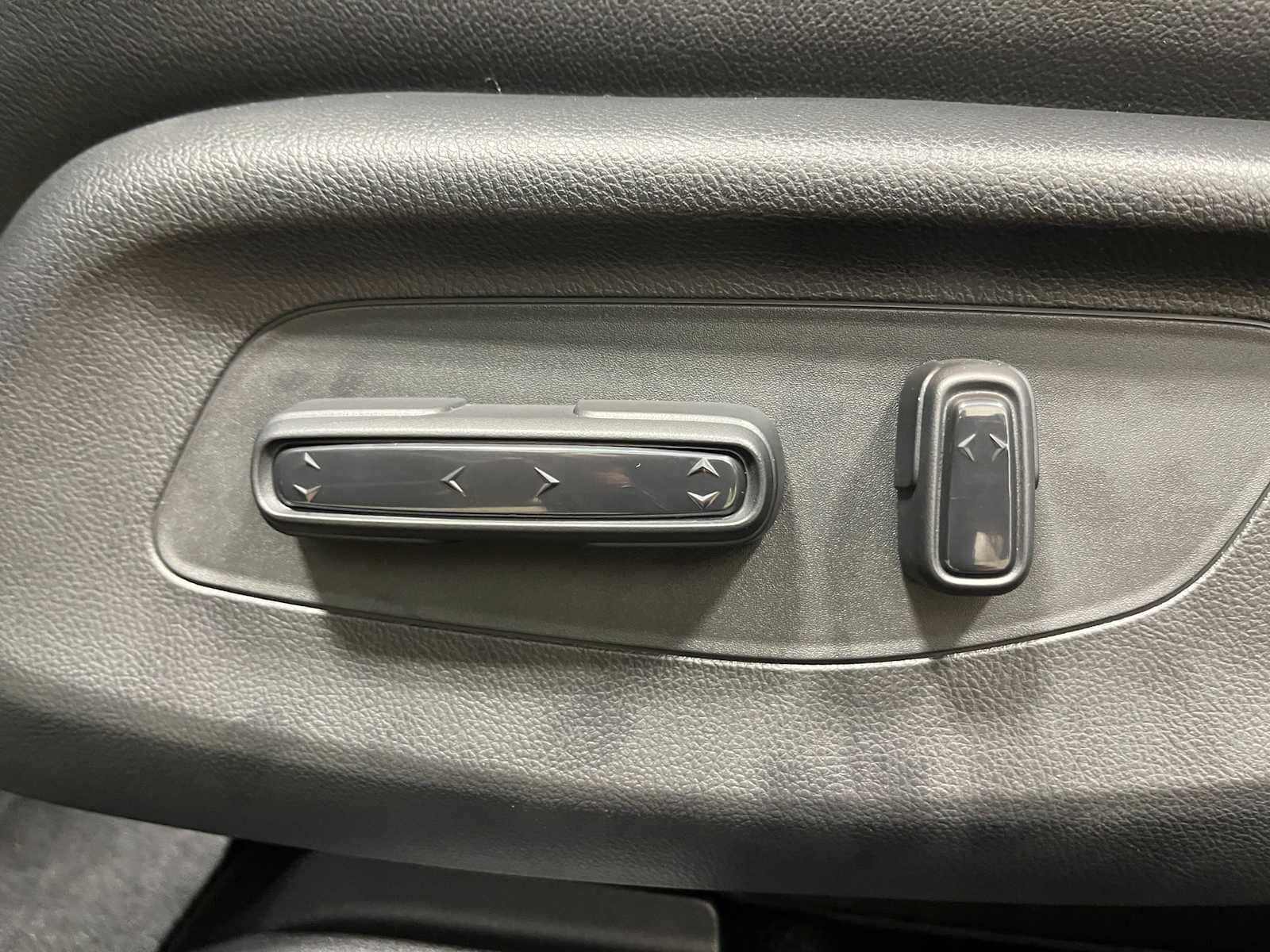 Thumbnail: 2026 Honda HR-V - 13