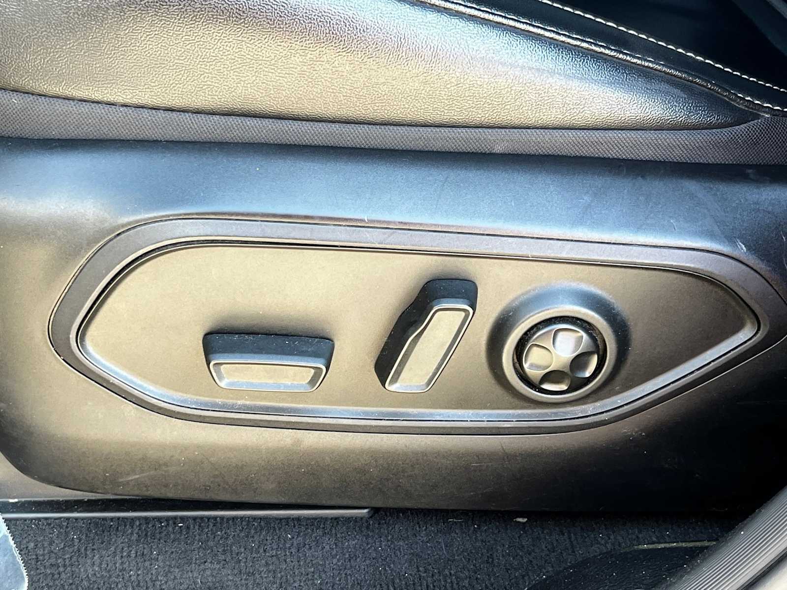 Thumbnail: 2024 Jeep Grand Cherokee - 13