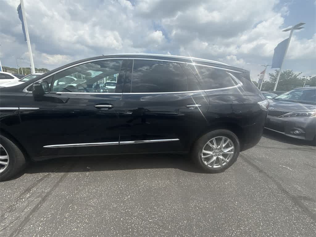 Thumbnail: 2023 Buick Enclave - 4