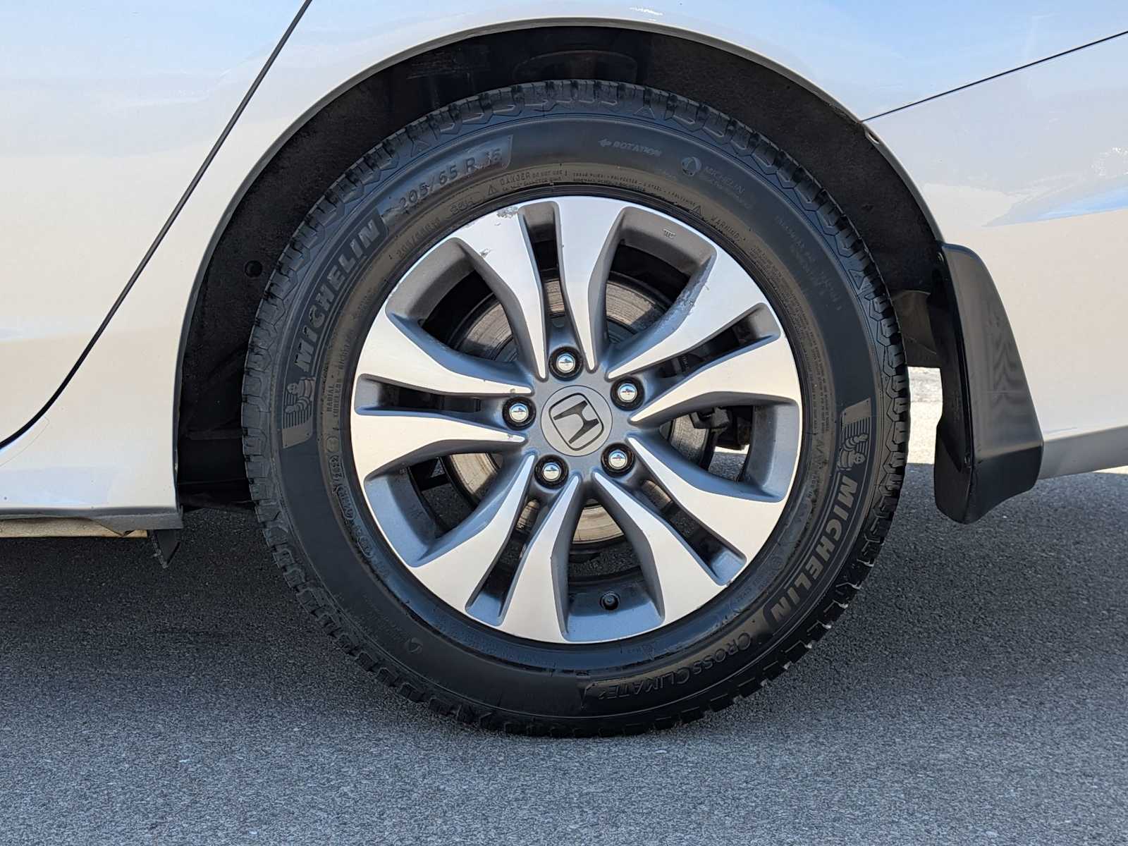 Thumbnail: 2015 Honda Accord - 12