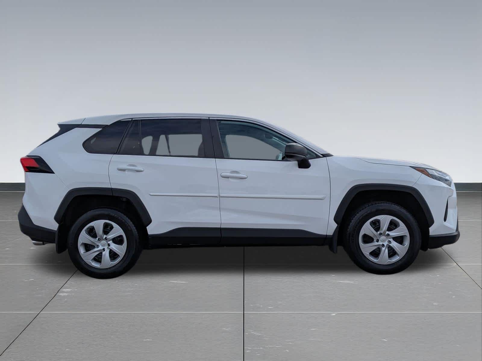 Thumbnail: 2023 Toyota RAV4 - 6