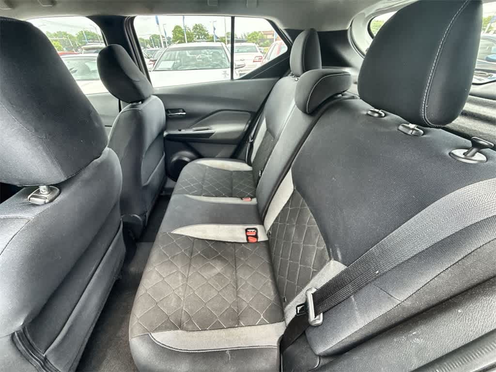 2018 Nissan Kicks SV 17