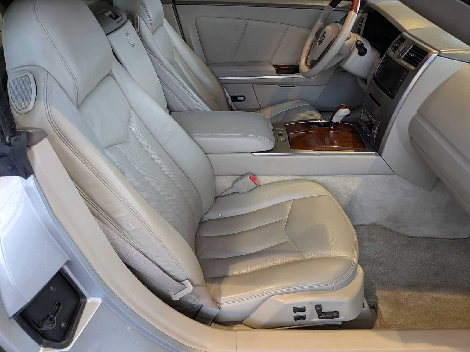 Thumbnail: 2005 Cadillac XLR - 16