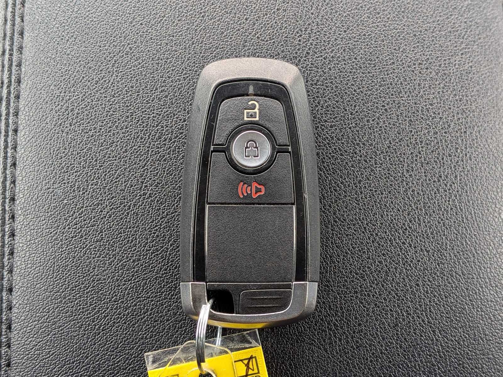 Thumbnail: 2020 Ford Edge - 30