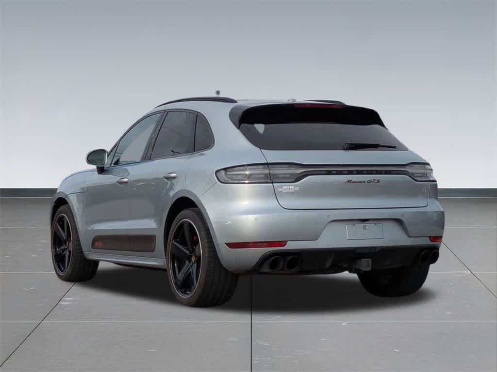 Thumbnail: 2021 Porsche Macan - 4