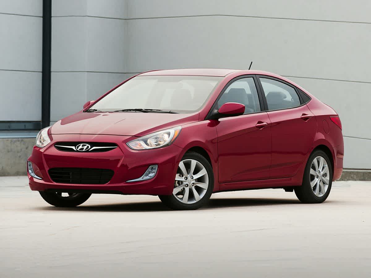 2013 Hyundai Accent GLS -
                  Waukesha, WI