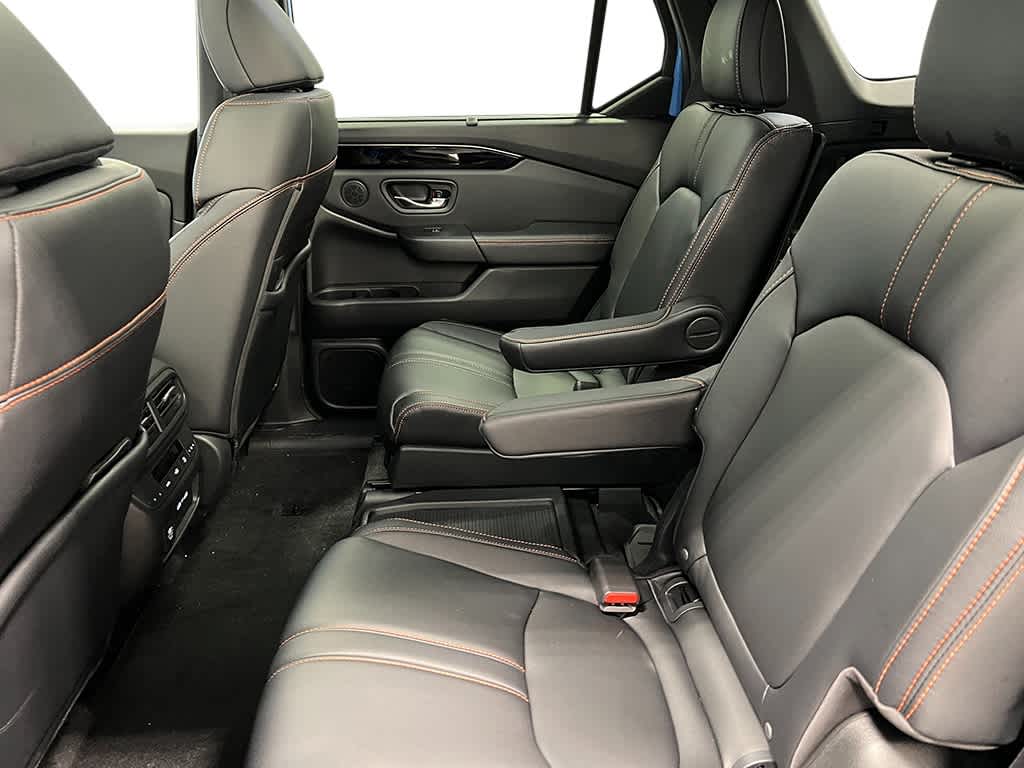 Thumbnail: 2025 Honda Pilot - 30