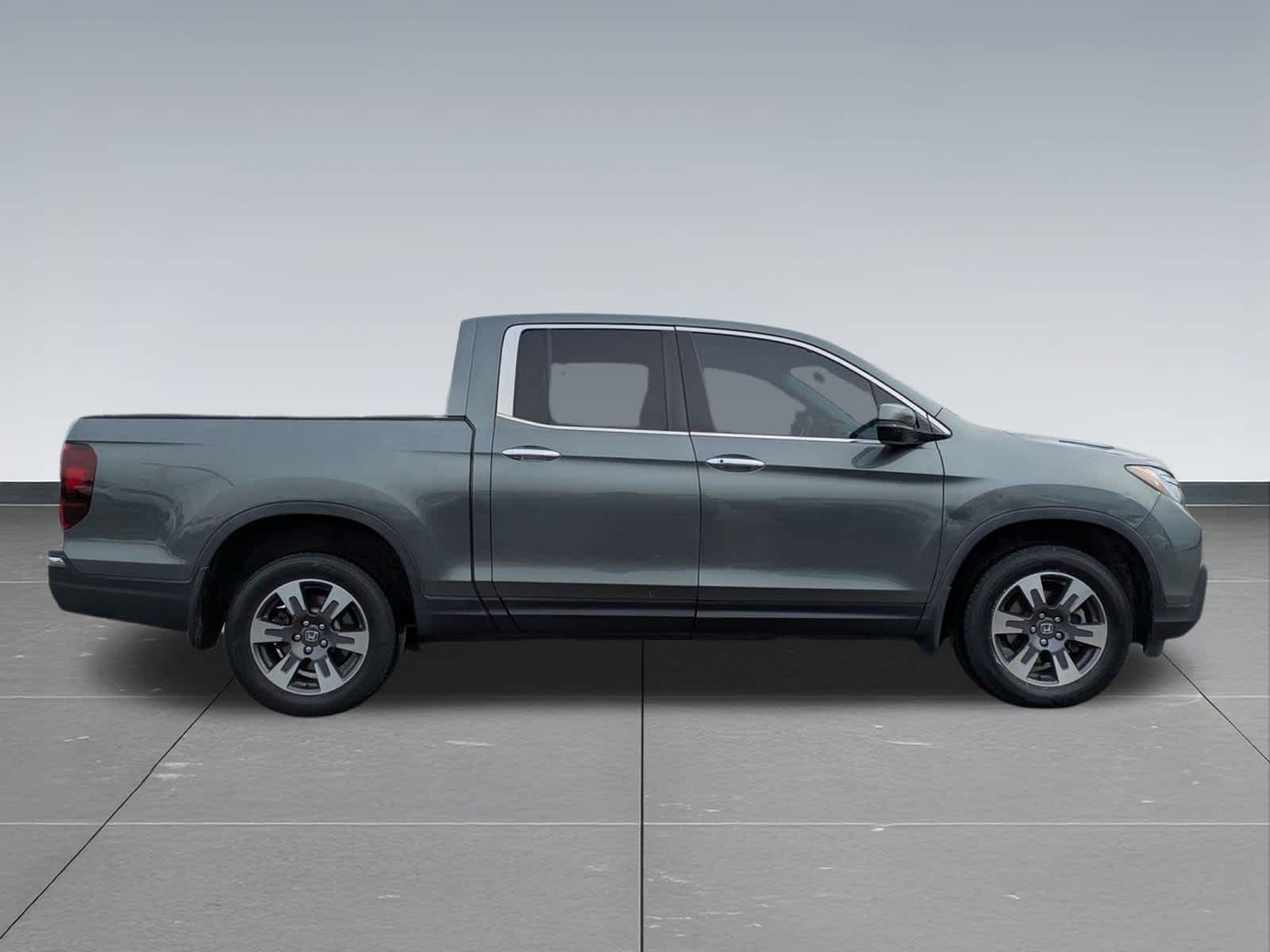 Thumbnail: 2018 Honda Ridgeline - 4