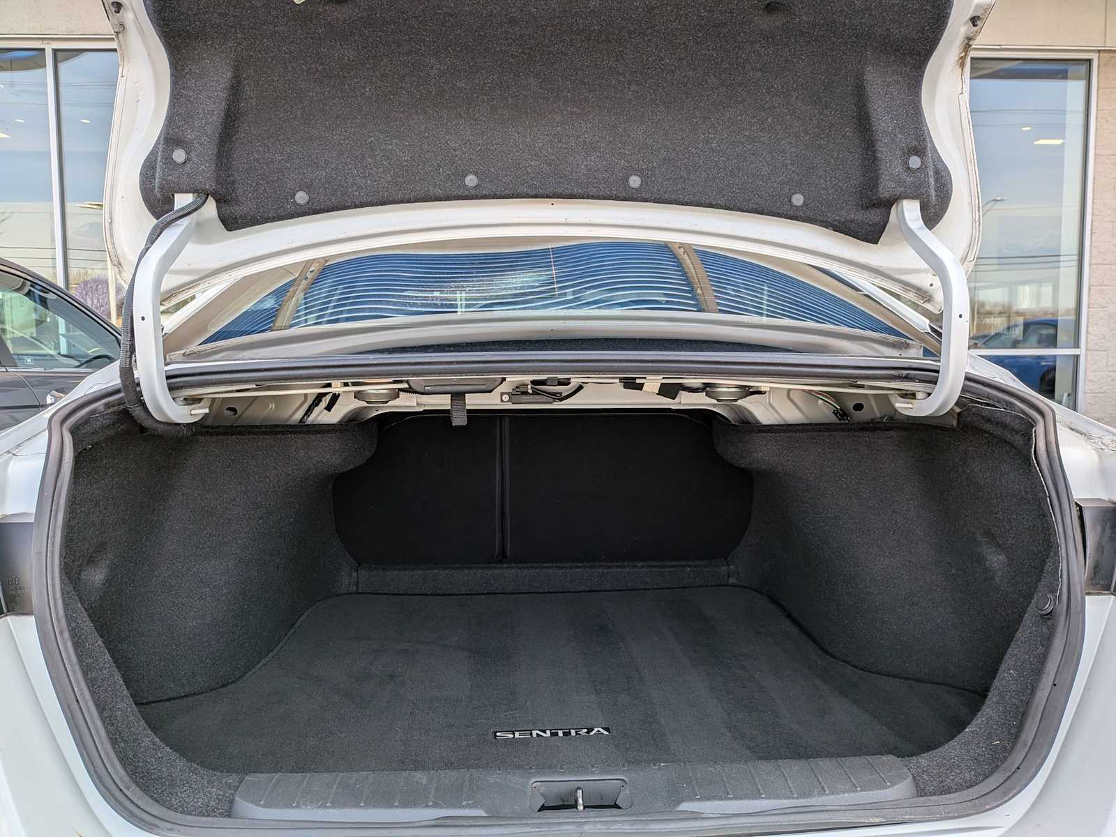 Thumbnail: 2020 Nissan Sentra - 27