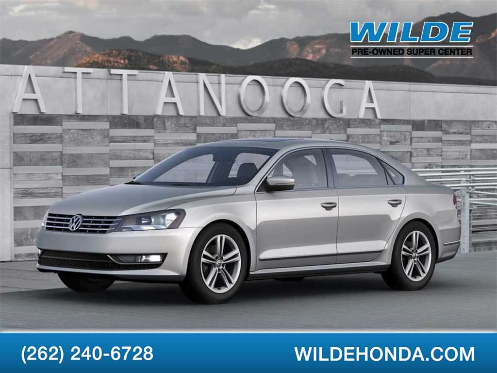 2012 Volkswagen Passat SE -
                  Waukesha, WI