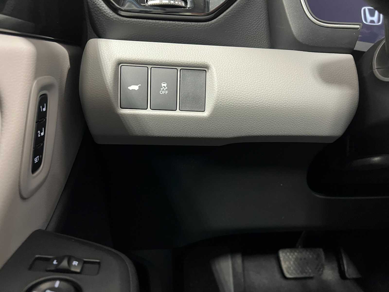 Thumbnail: 2025 Honda Pilot - 18