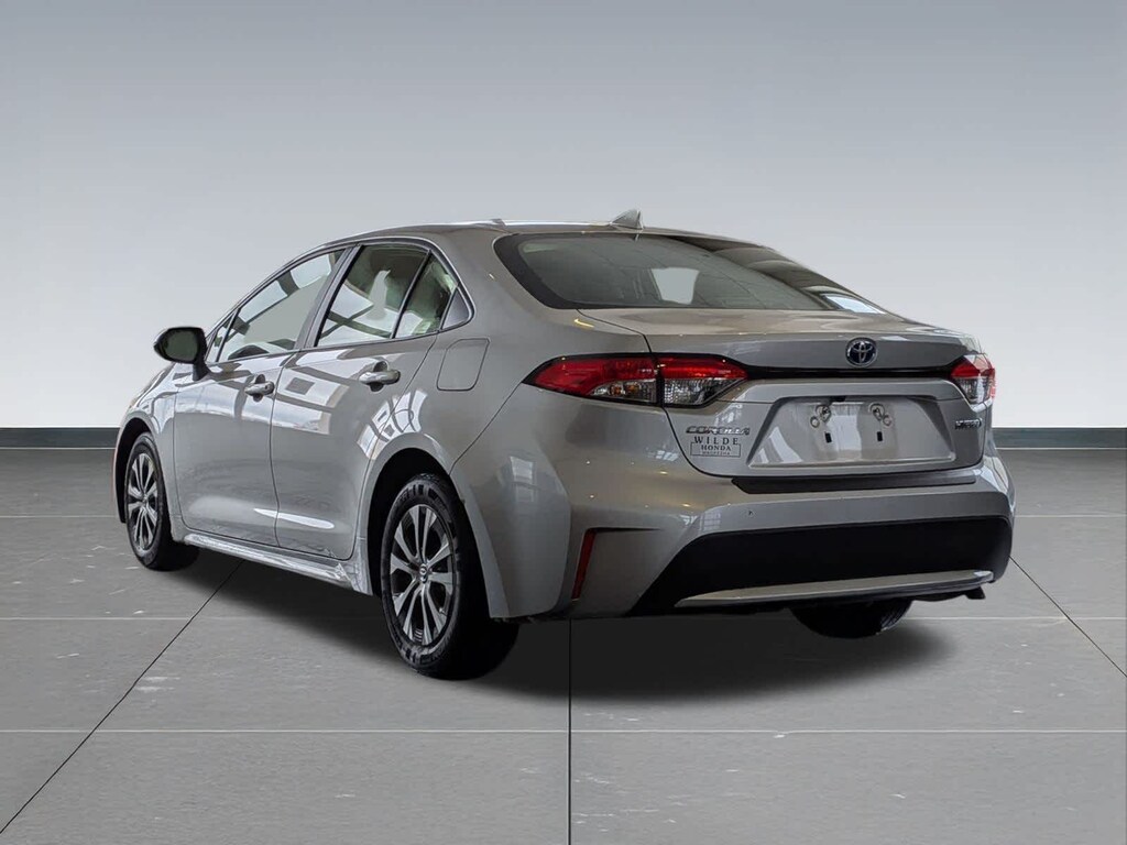 Used 2022 Toyota Corolla Hybrid LE Sedan