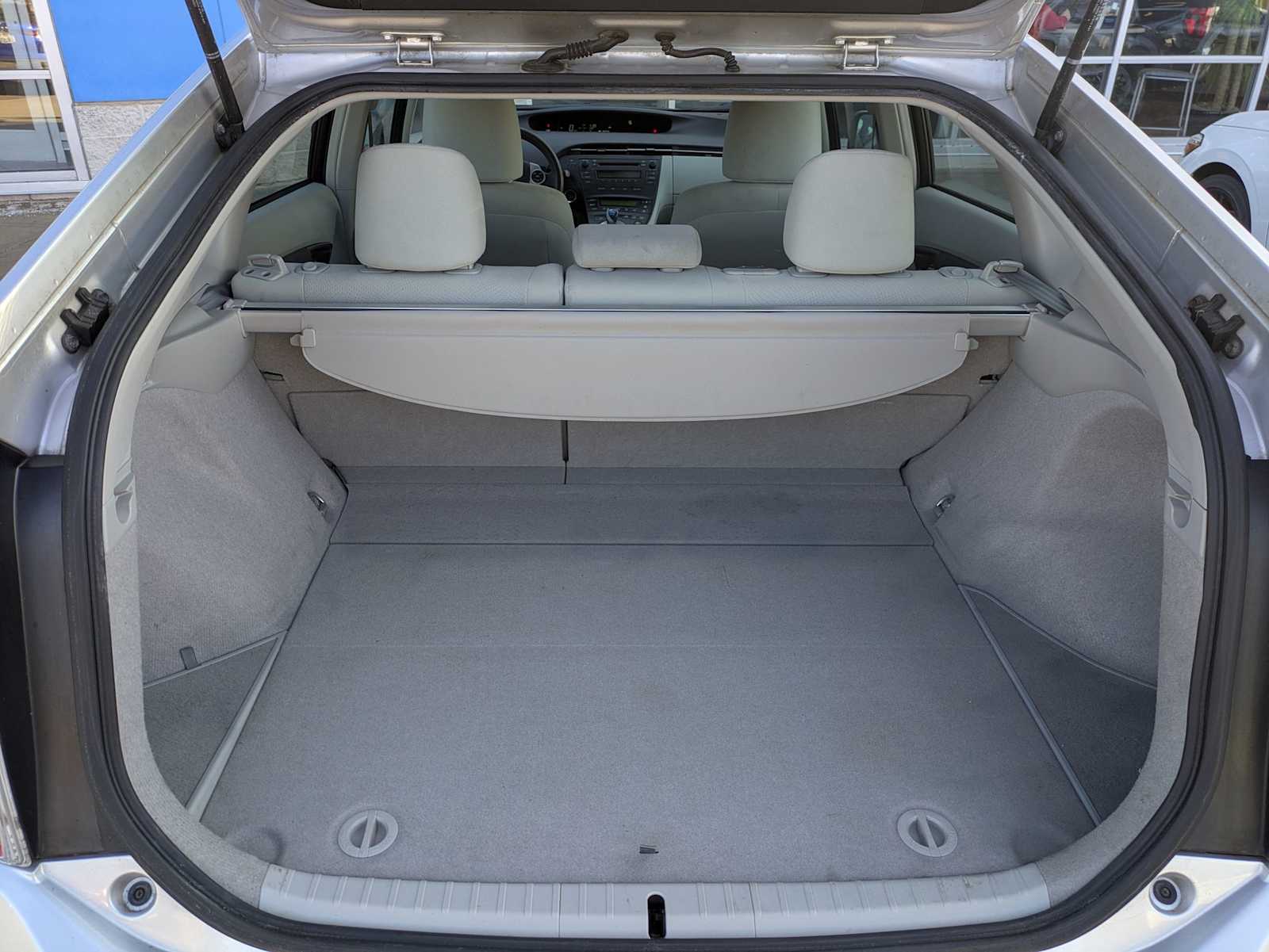 Thumbnail: 2011 Toyota Prius - 28