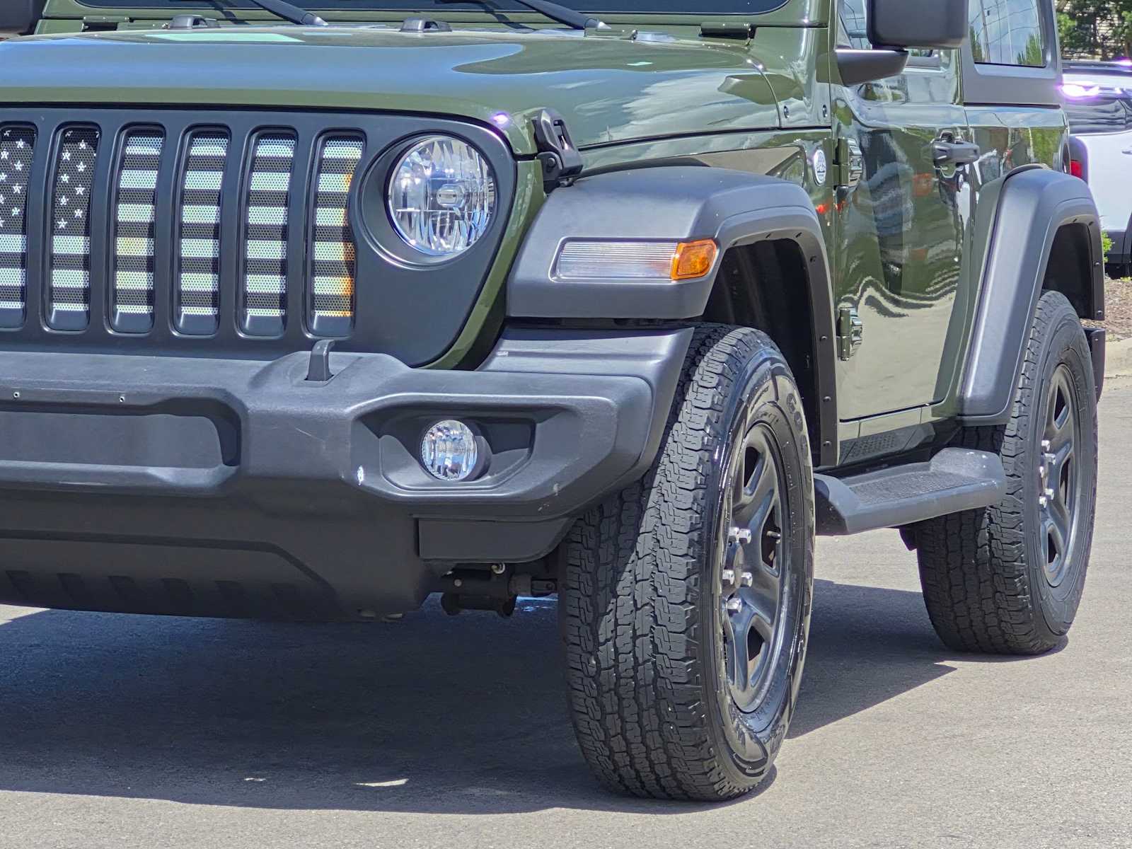 Thumbnail: 2021 Jeep Wrangler - 13