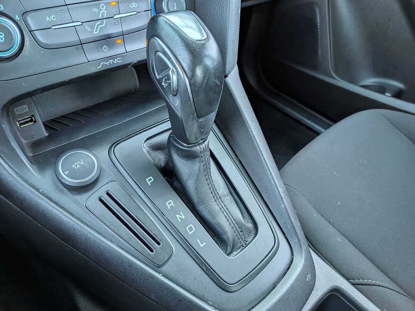 Thumbnail: 2016 Ford Focus - 27