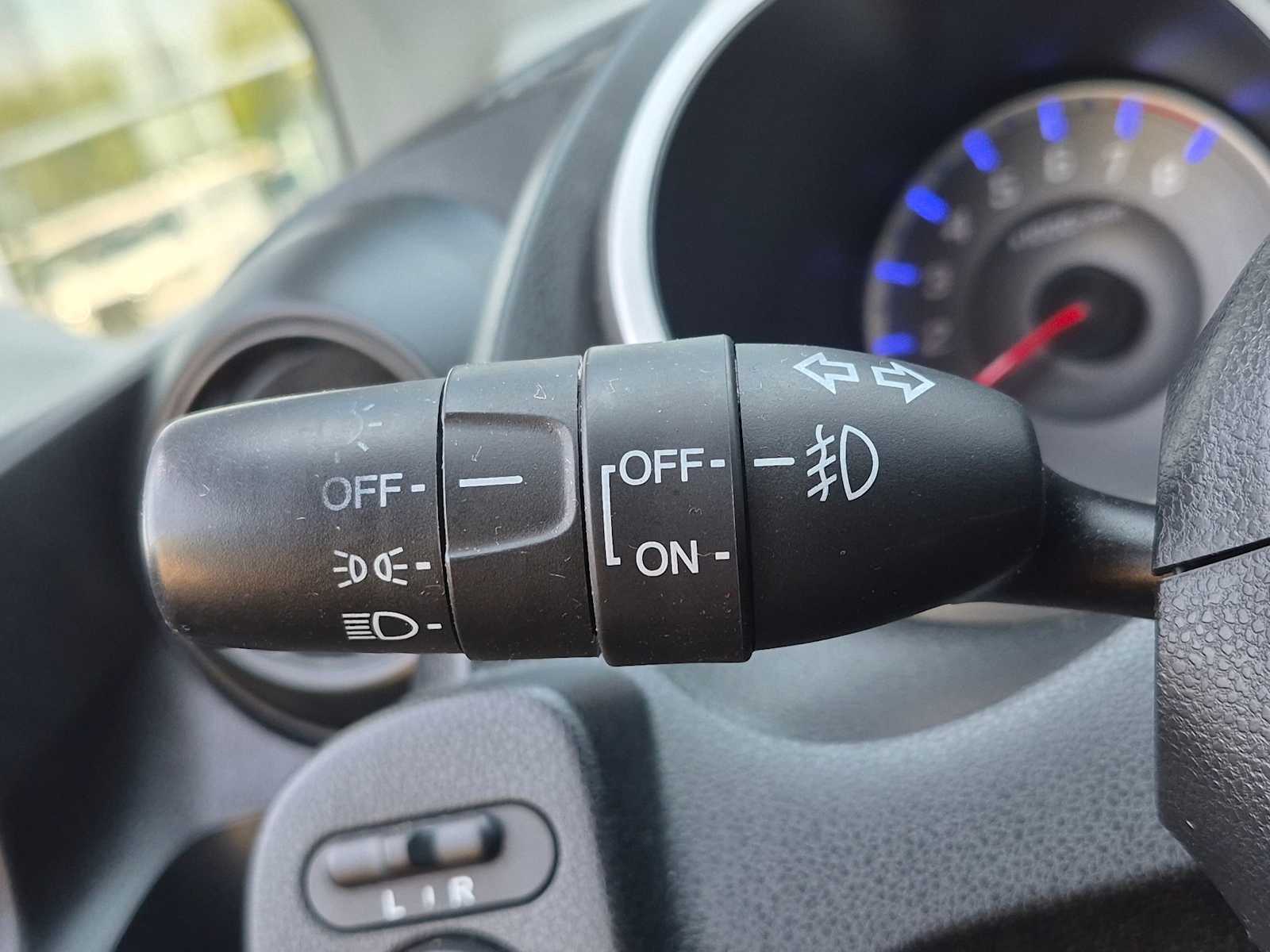 Thumbnail: 2011 Honda Fit - 22