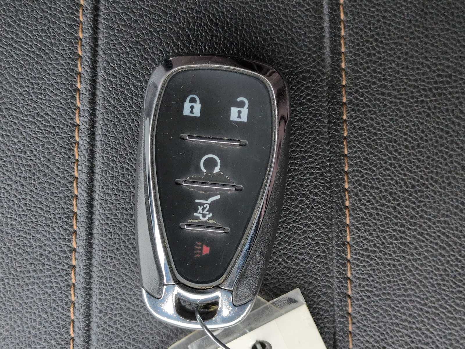 Thumbnail: 2019 Chevrolet Traverse - 32