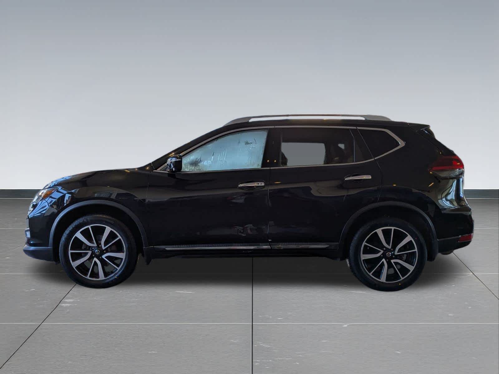 Thumbnail: 2019 Nissan Rogue - 3