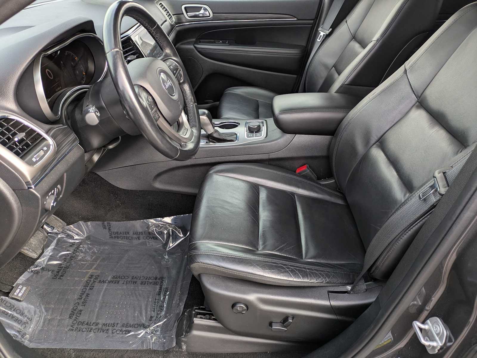 Thumbnail: 2020 Jeep Grand Cherokee - 14