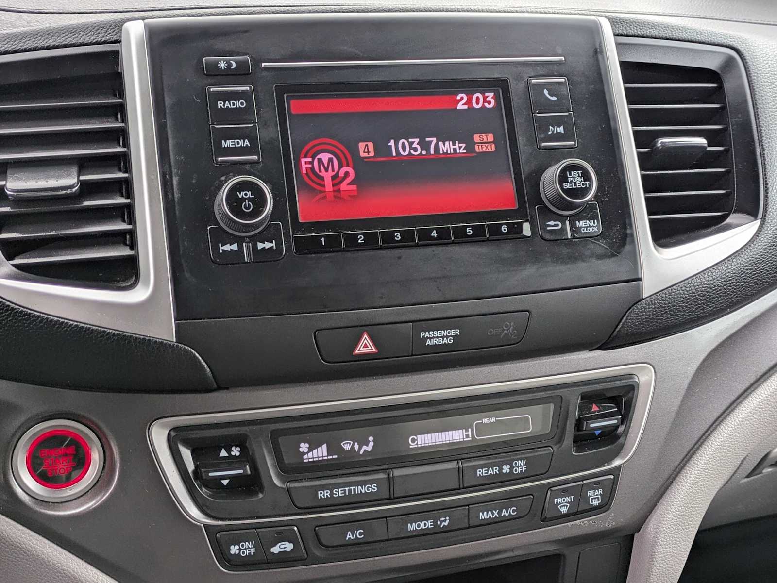 Thumbnail: 2020 Honda Pilot - 25