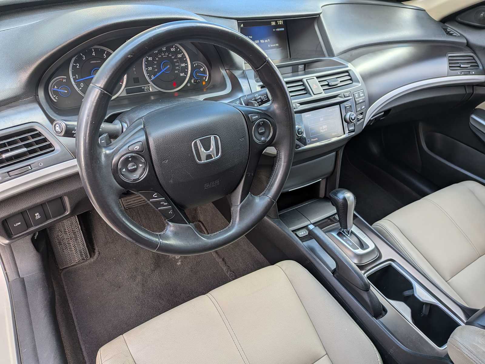 Thumbnail: 2013 Honda Crosstour - 14