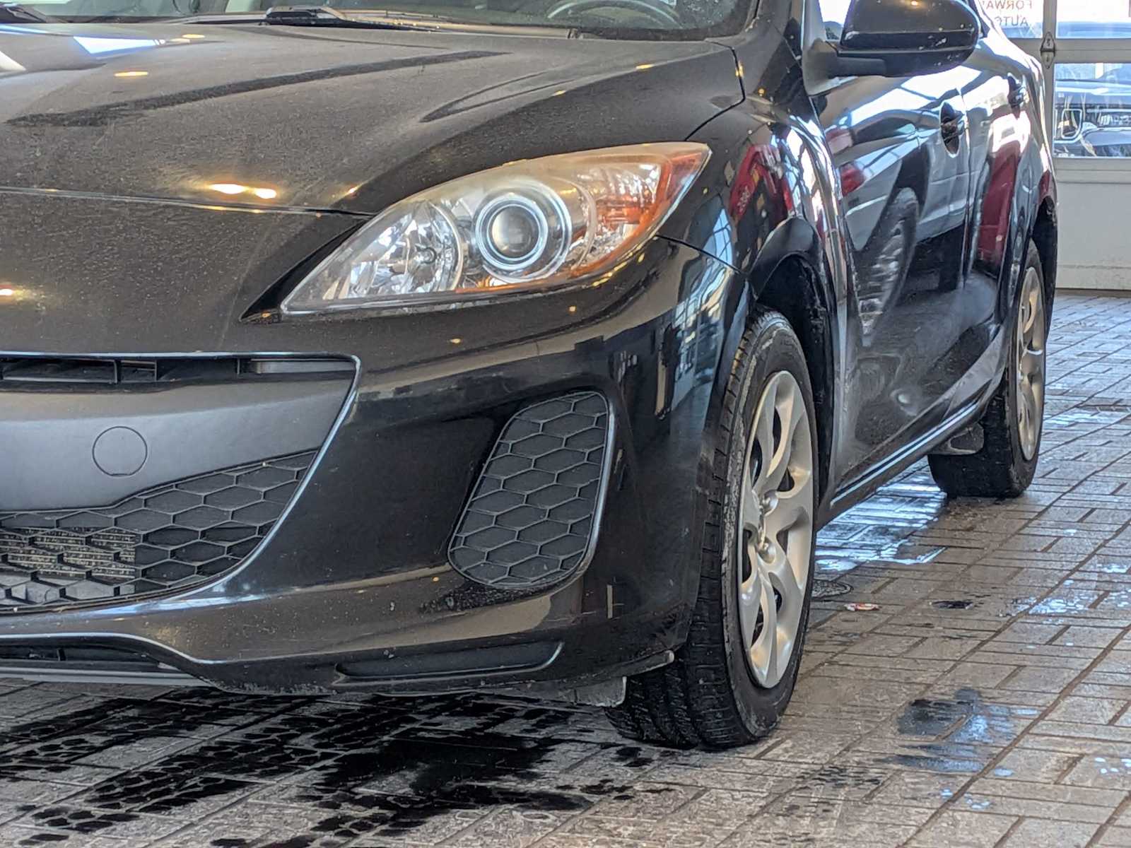 Thumbnail: 2013 Mazda Mazda3 - 10