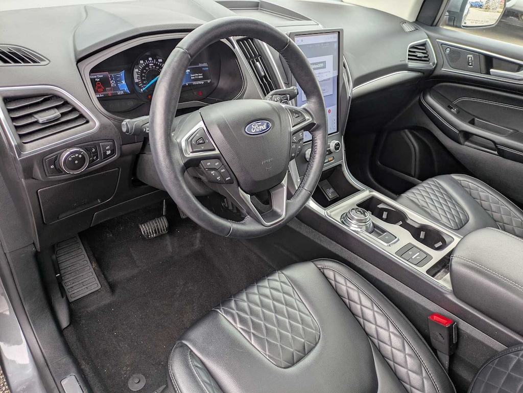 Used 2023 Ford Edge Titanium SUV
