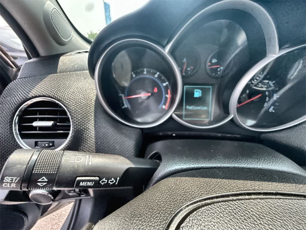 Thumbnail: 2014 Chevrolet Cruze - 25