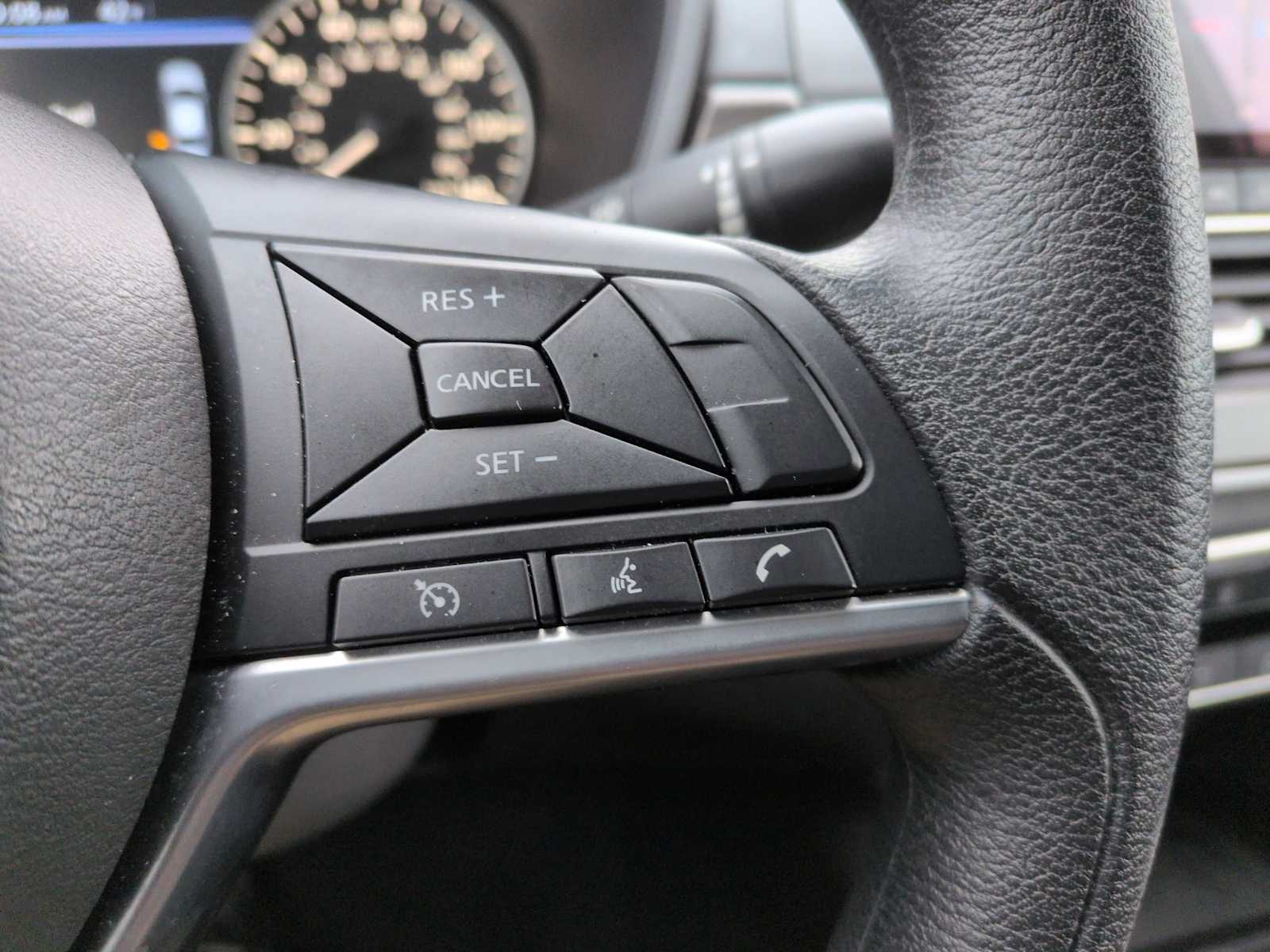 Thumbnail: 2025 Nissan Altima - 24