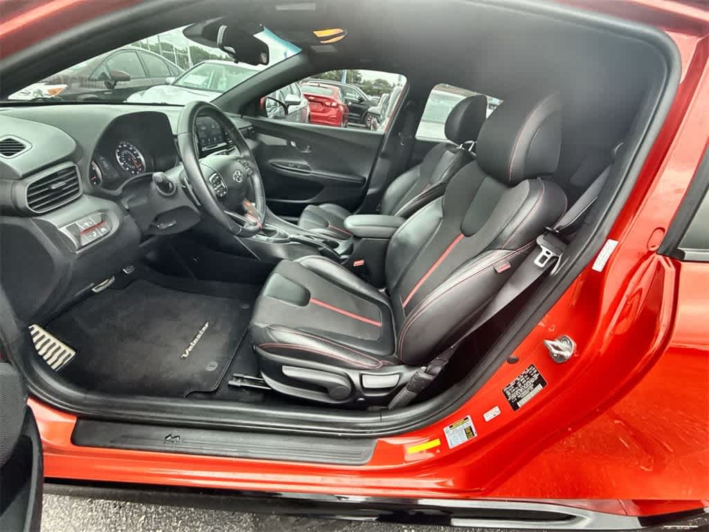 Thumbnail: 2020 Hyundai Veloster - 2