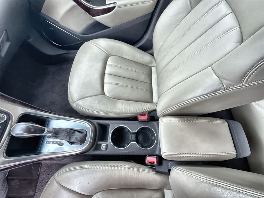 Thumbnail: 2014 Buick Verano - 26