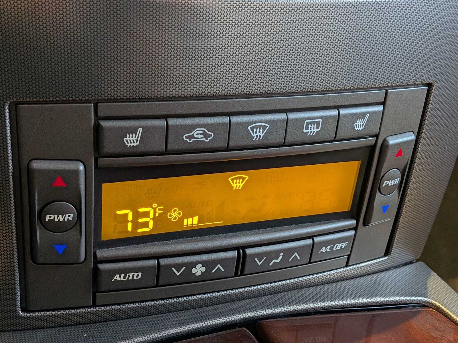 Thumbnail: 2005 Cadillac XLR - 20