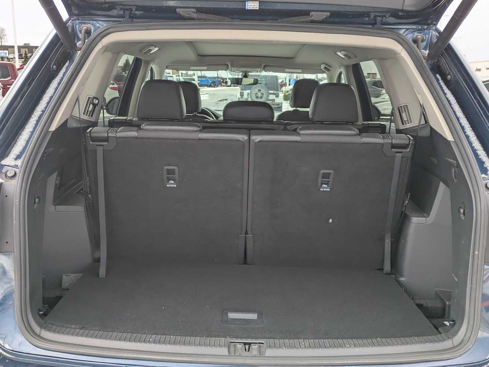 Thumbnail: 2018 Volkswagen Atlas - 32