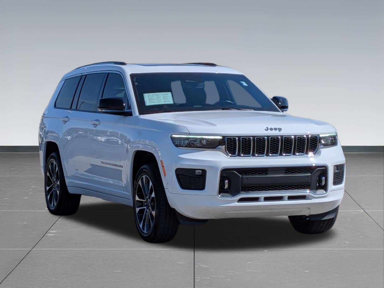 Thumbnail: 2022 Jeep Grand Cherokee - 7