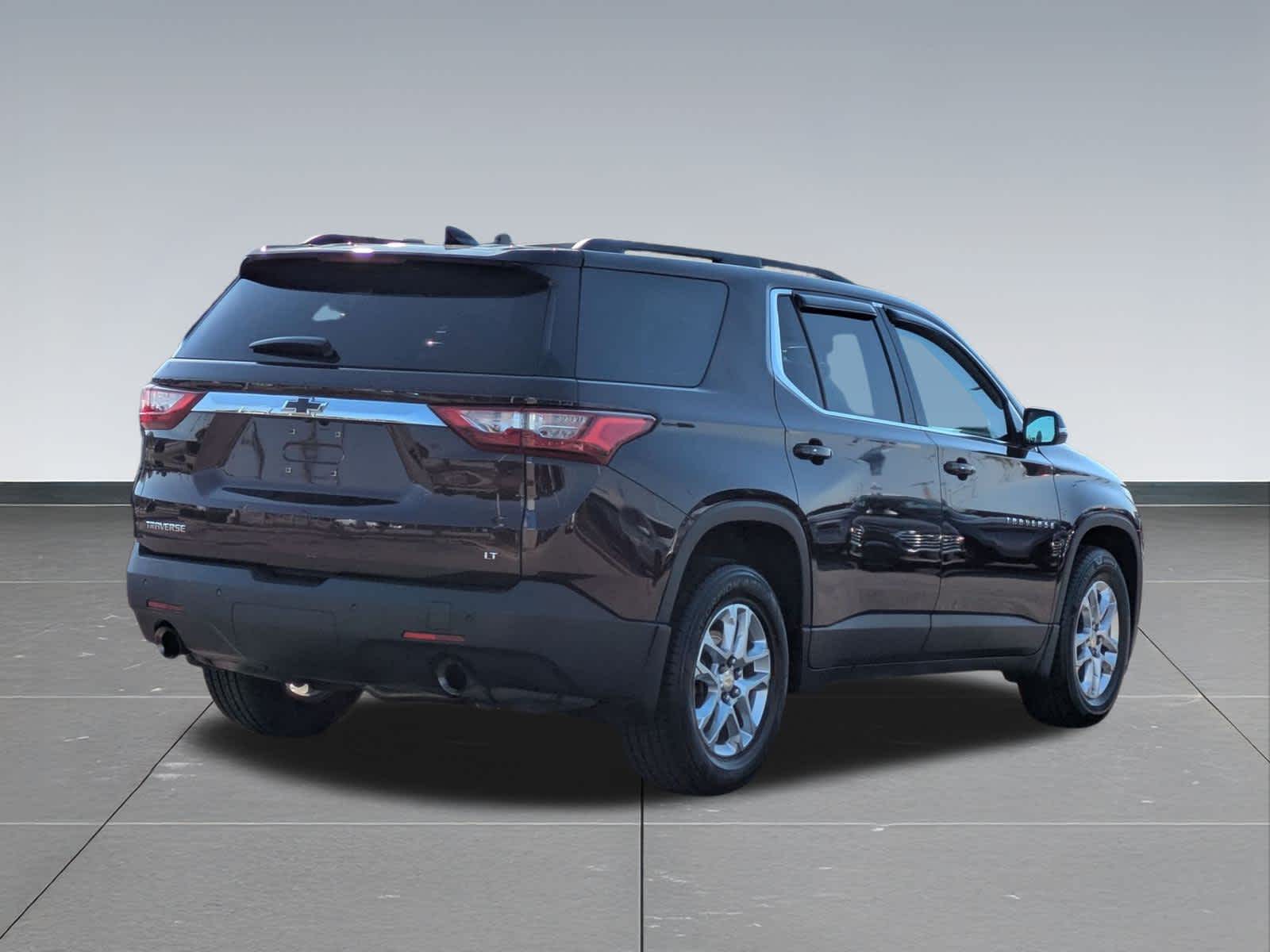 Thumbnail: 2019 Chevrolet Traverse - 6