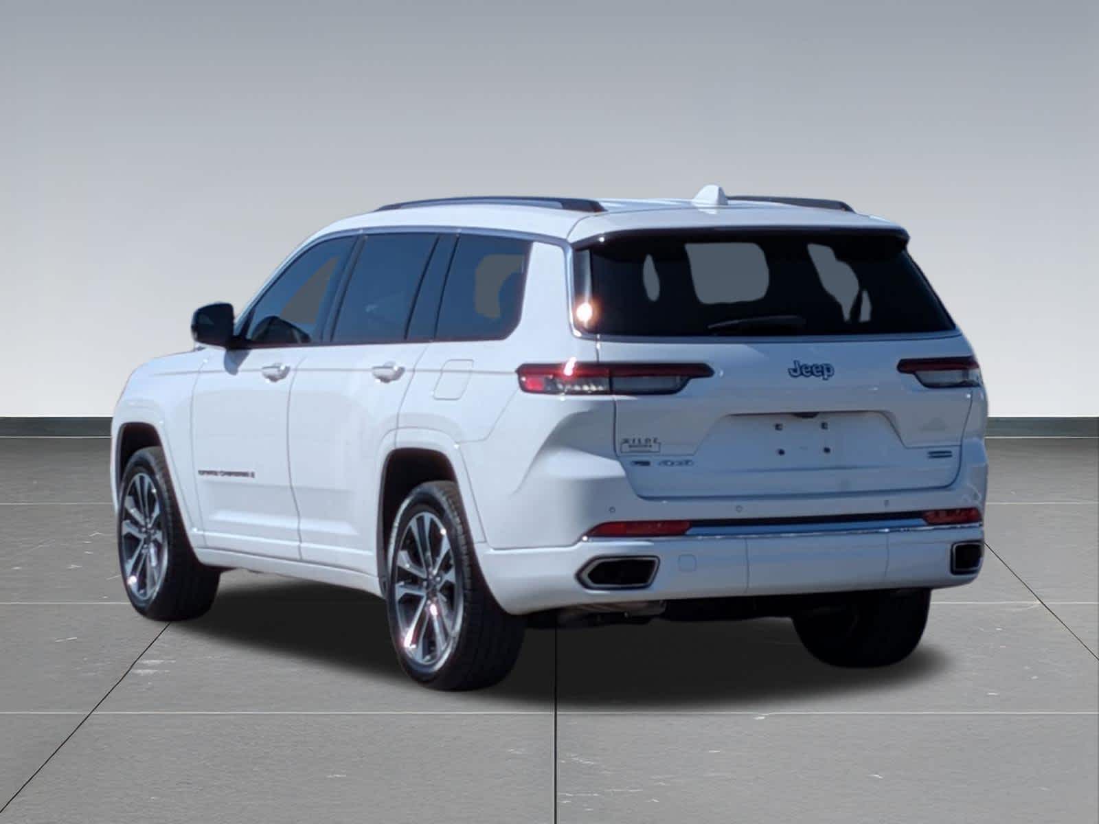 Thumbnail: 2022 Jeep Grand Cherokee - 3