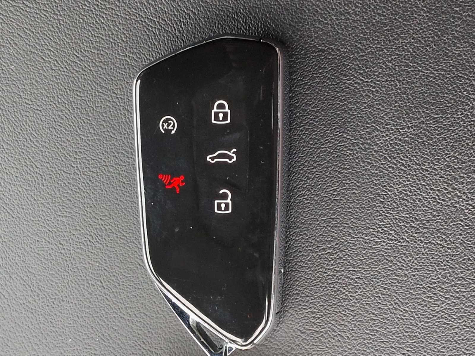 Thumbnail: 2025 Volkswagen Atlas - 32