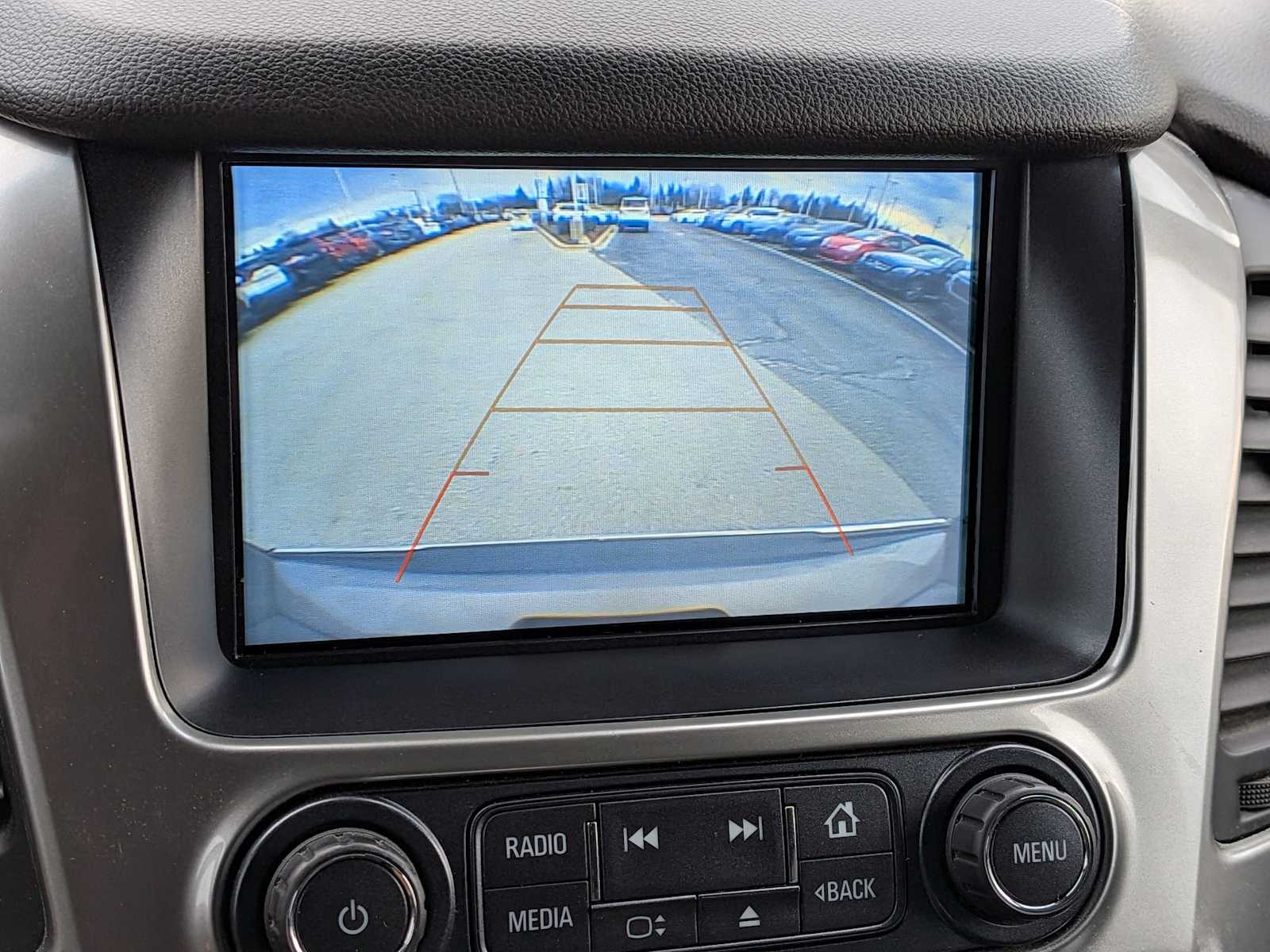 Thumbnail: 2019 Chevrolet Suburban - 32