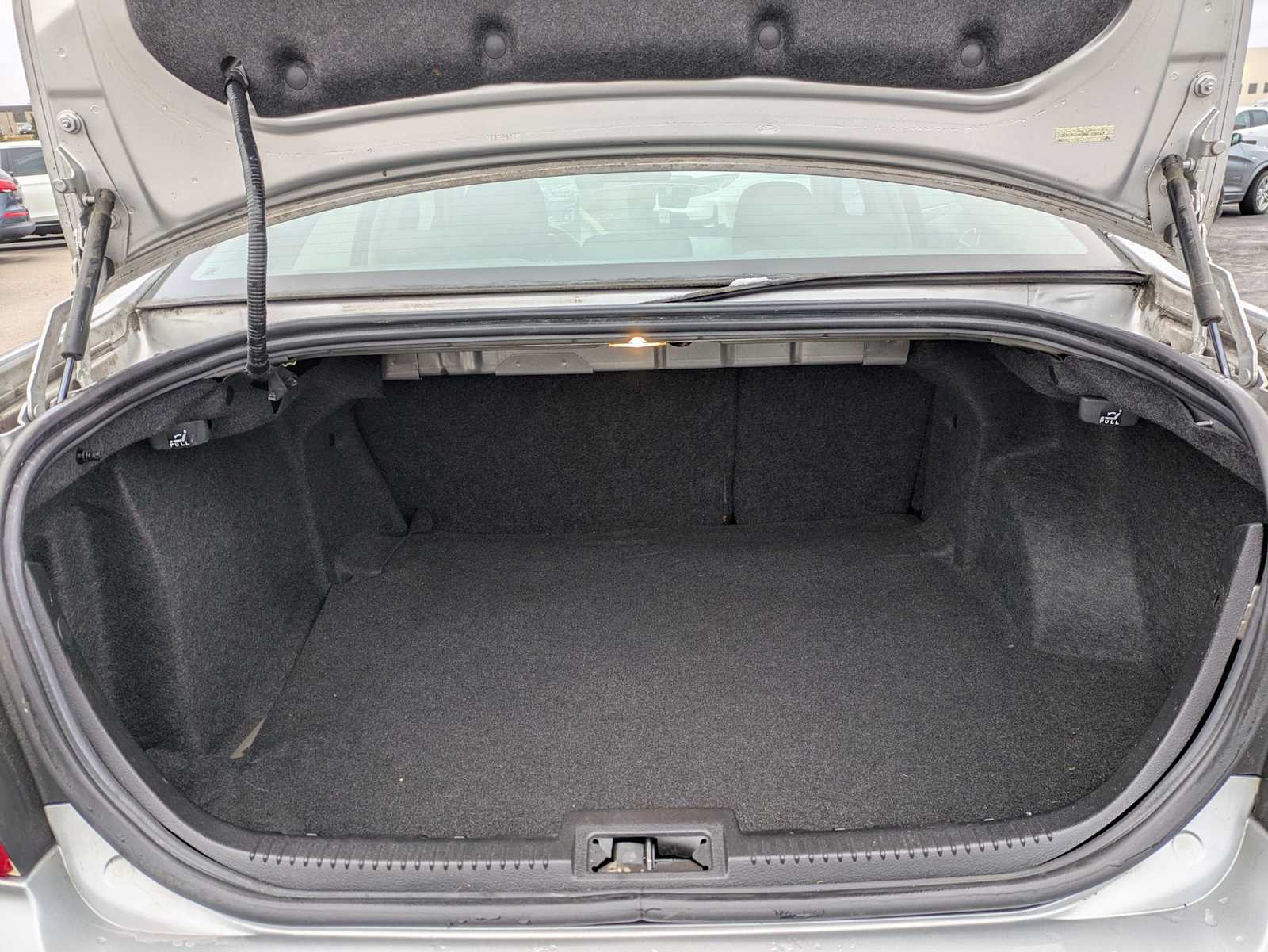 Thumbnail: 2010 Ford Fusion - 26