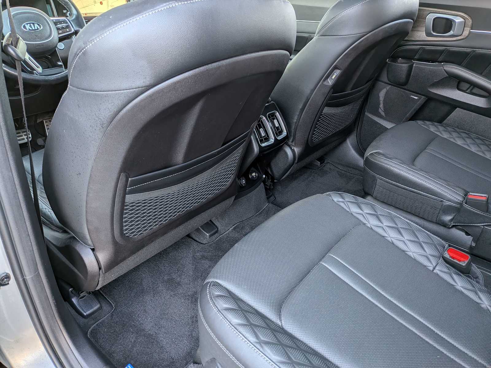 Thumbnail: 2021 Kia Sorento - 18